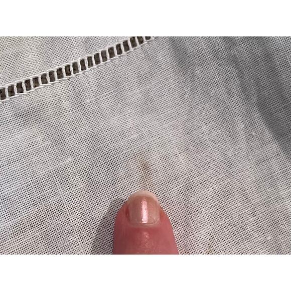 Vintage White Linen Apron, Embroidered, Pockets - Picture 6 of 6